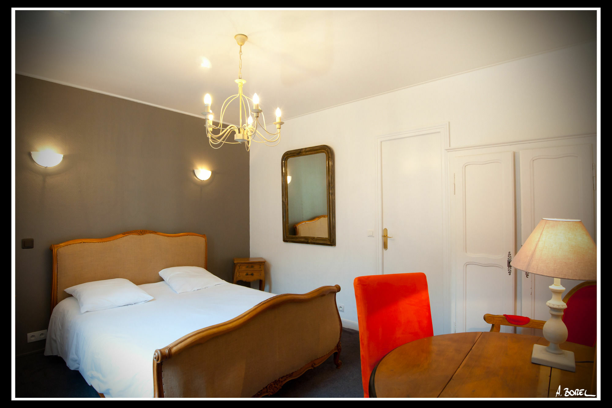 Hotel Le Prieure Et La Residence อาเมียงส์ ภายนอก รูปภาพ
