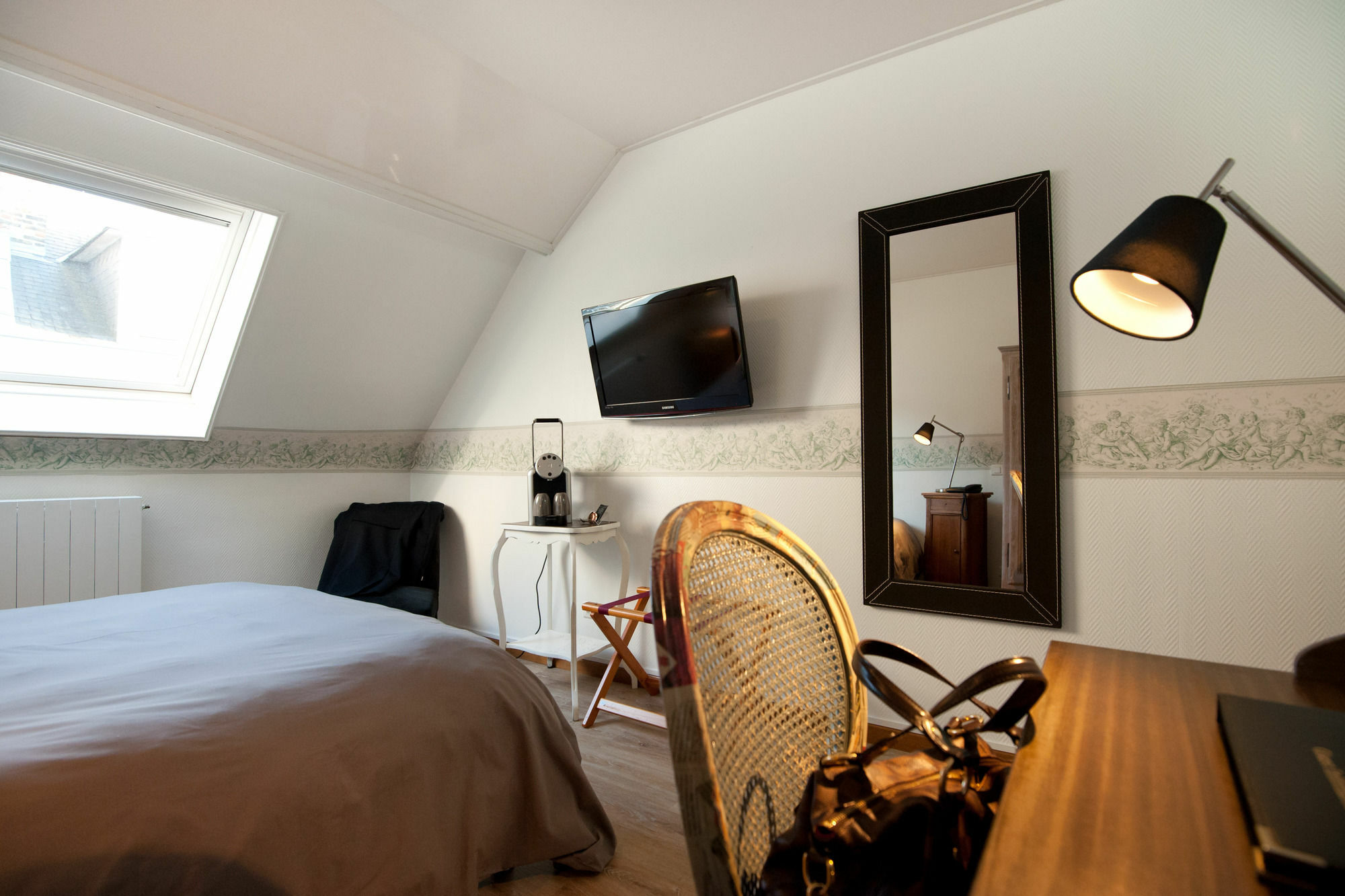 Hotel Le Prieure Et La Residence อาเมียงส์ ภายนอก รูปภาพ